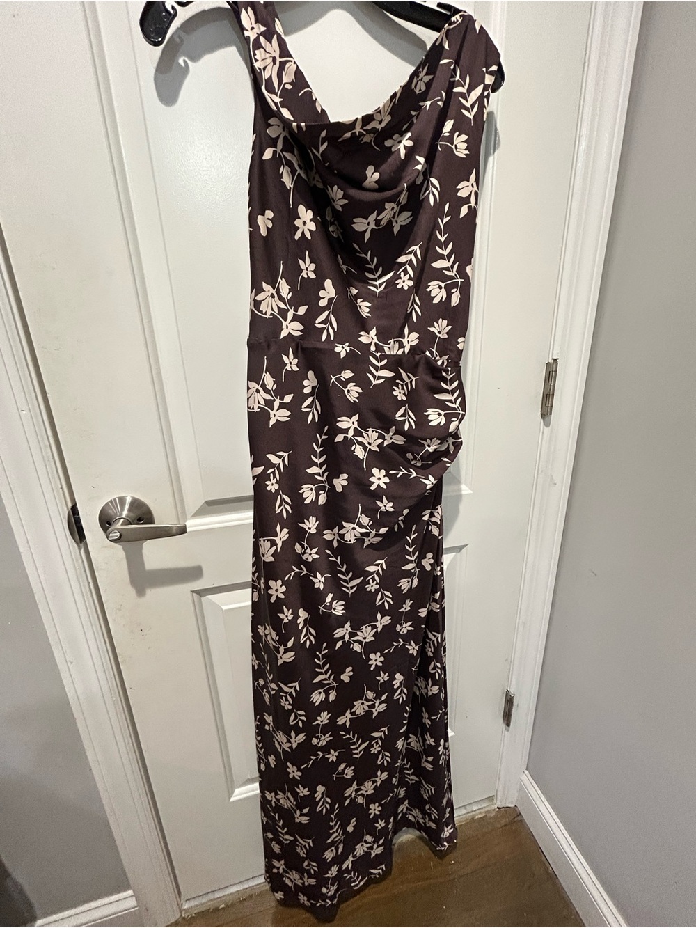 One-Shoulder Floral  Zafira Dress - Picture 6 of 6